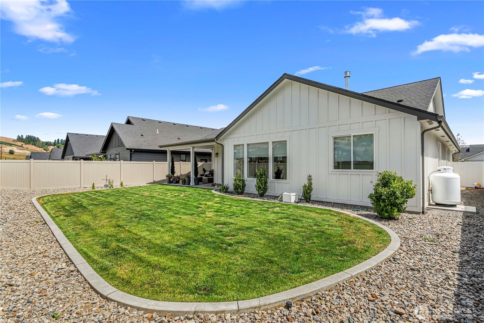 1002 Racine Springs
