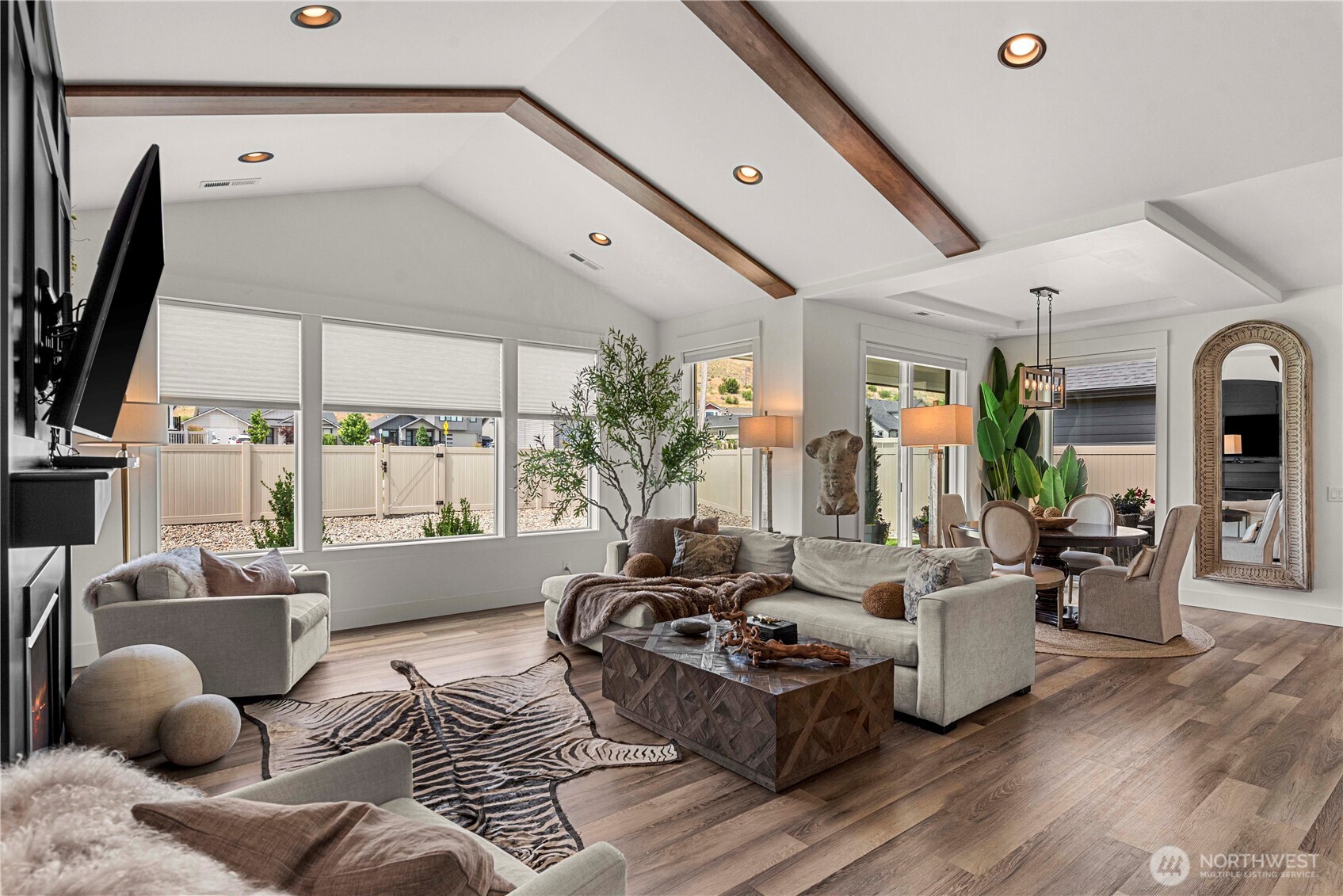 1002 Racine Springs