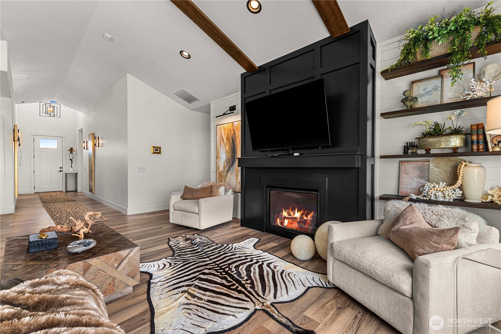 1002 Racine Springs