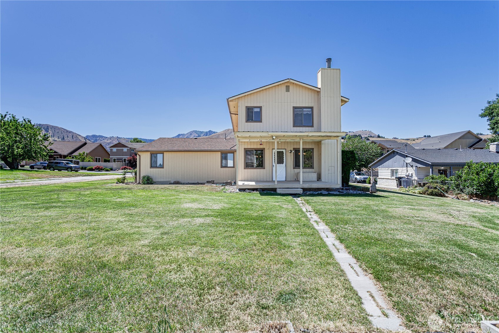 919 Woodward Drive