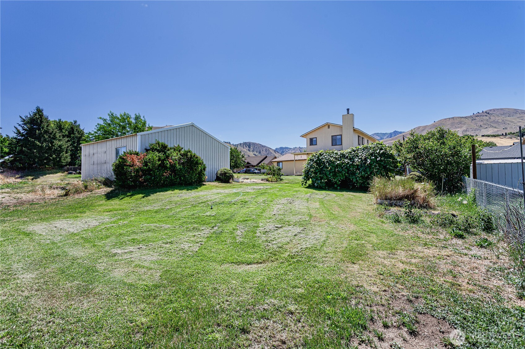 919 Woodward Drive