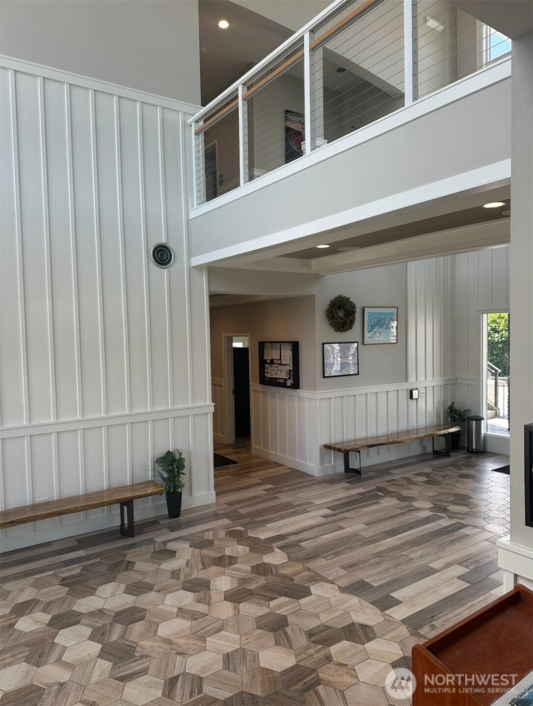 1350 W Woodin Avenue Unit: EDE2