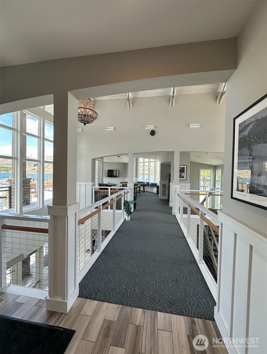 1350 W Woodin Avenue Unit: EDE2