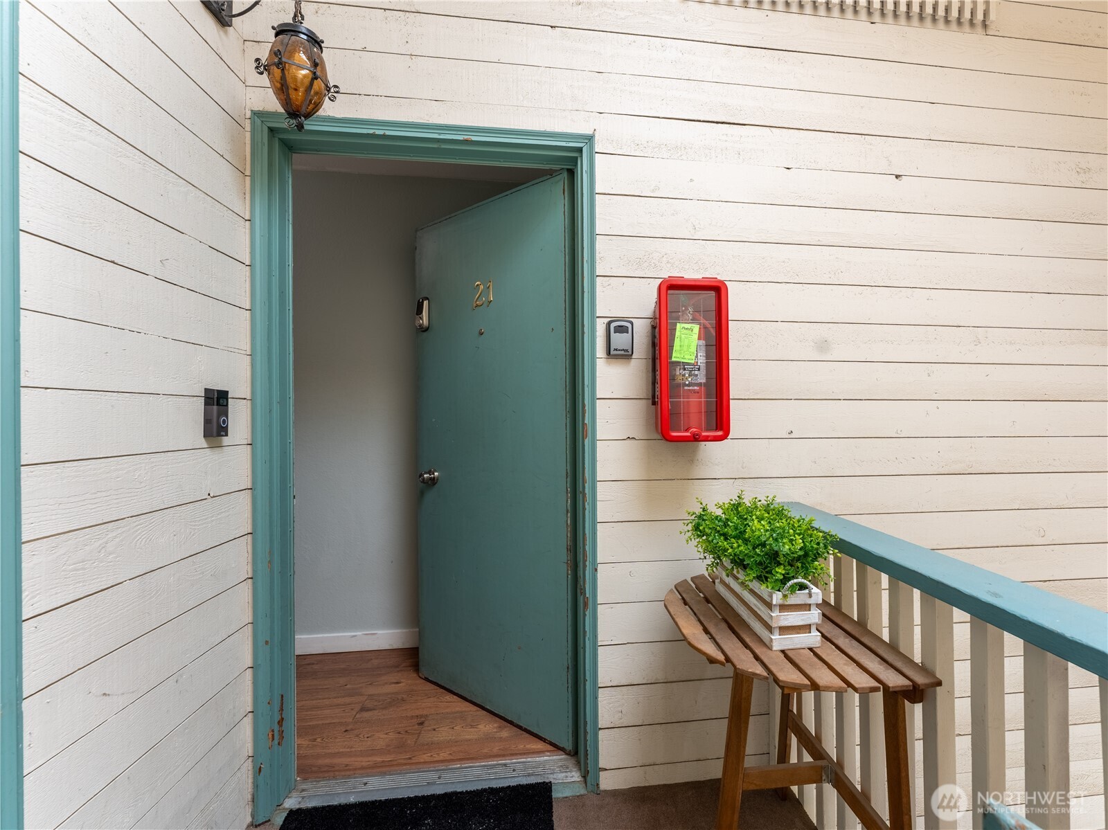 10 S Cove Avenue Unit: 21