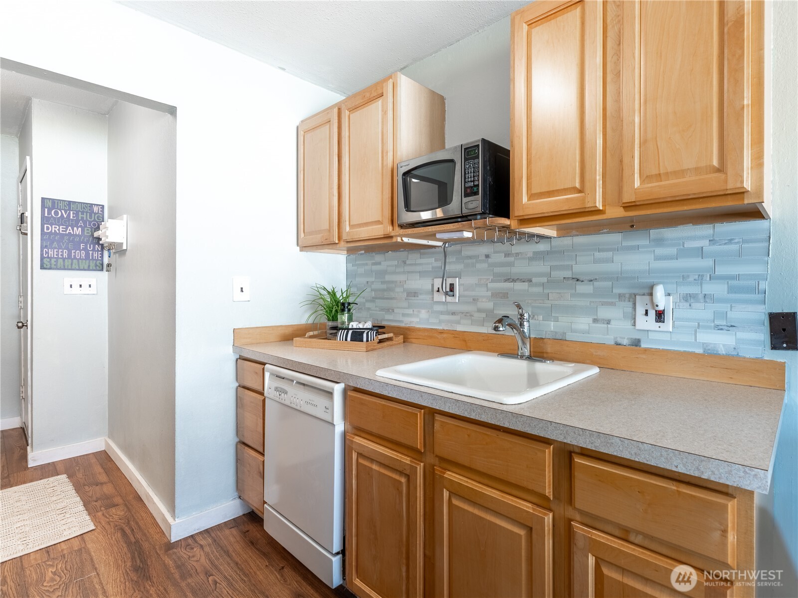 10 S Cove Avenue Unit: 21