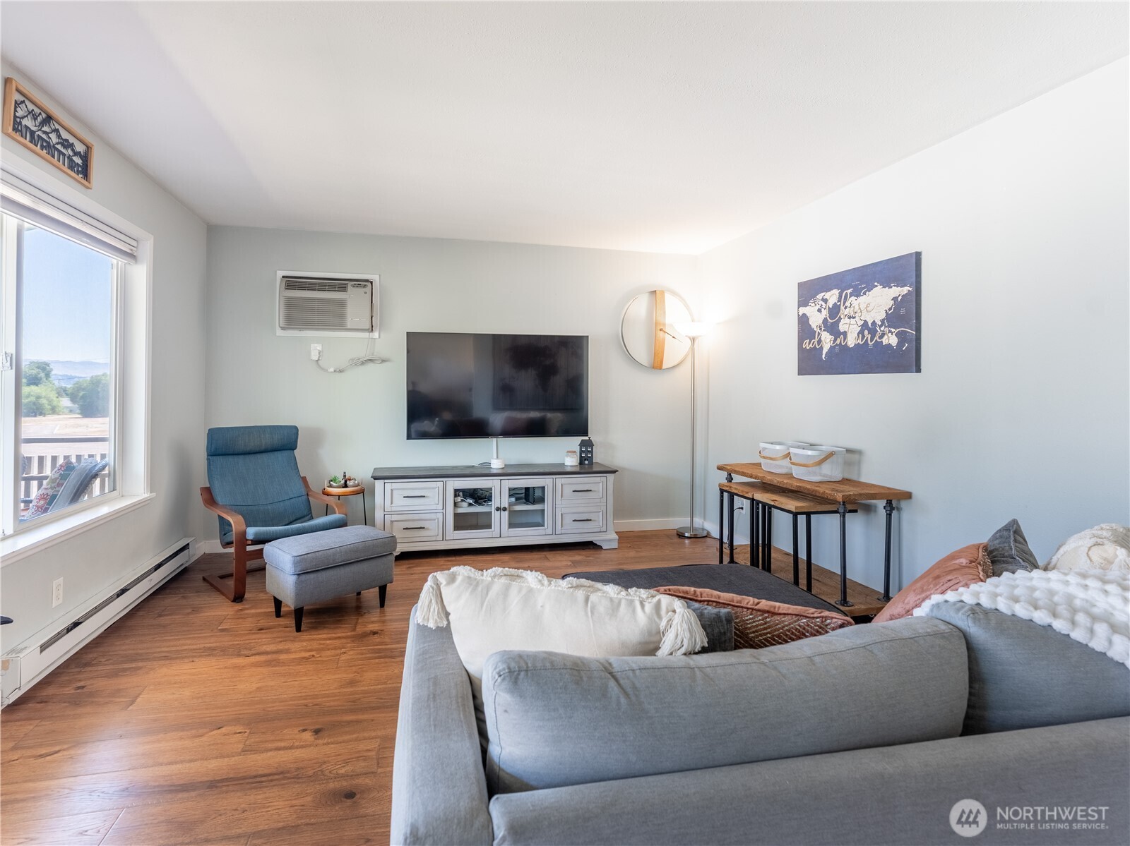 10 S Cove Avenue Unit: 21
