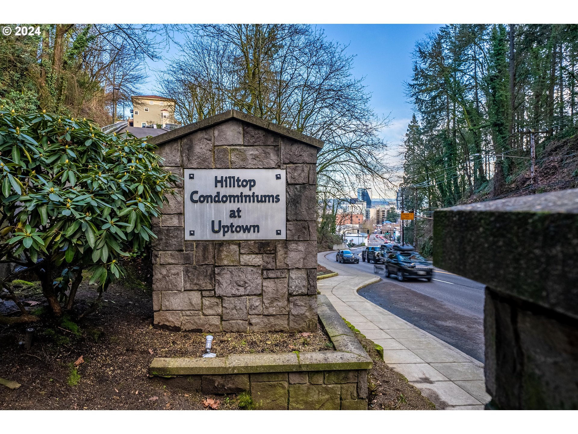 232 NW UPTOWN TER 2B