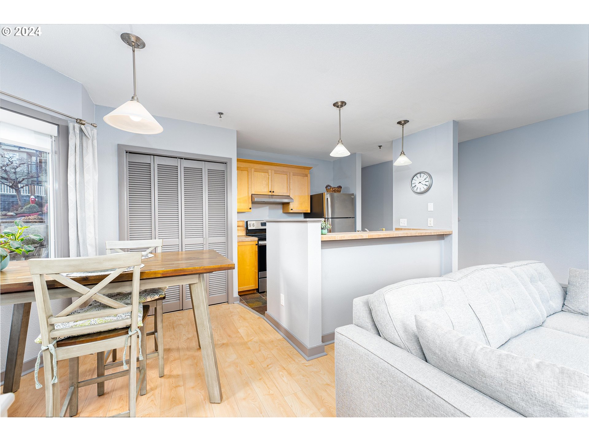 232 NW UPTOWN TER 2B