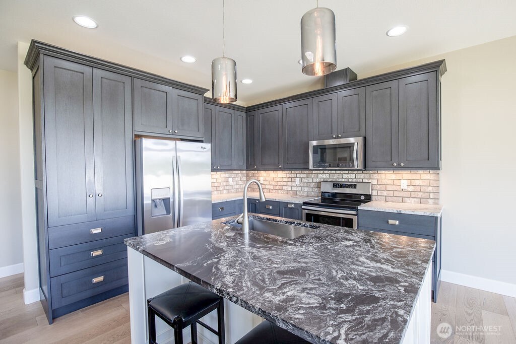 1703 Brambling Brae Lane