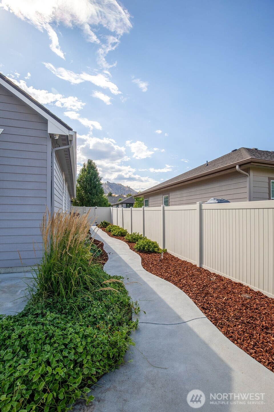 1703 Brambling Brae Lane