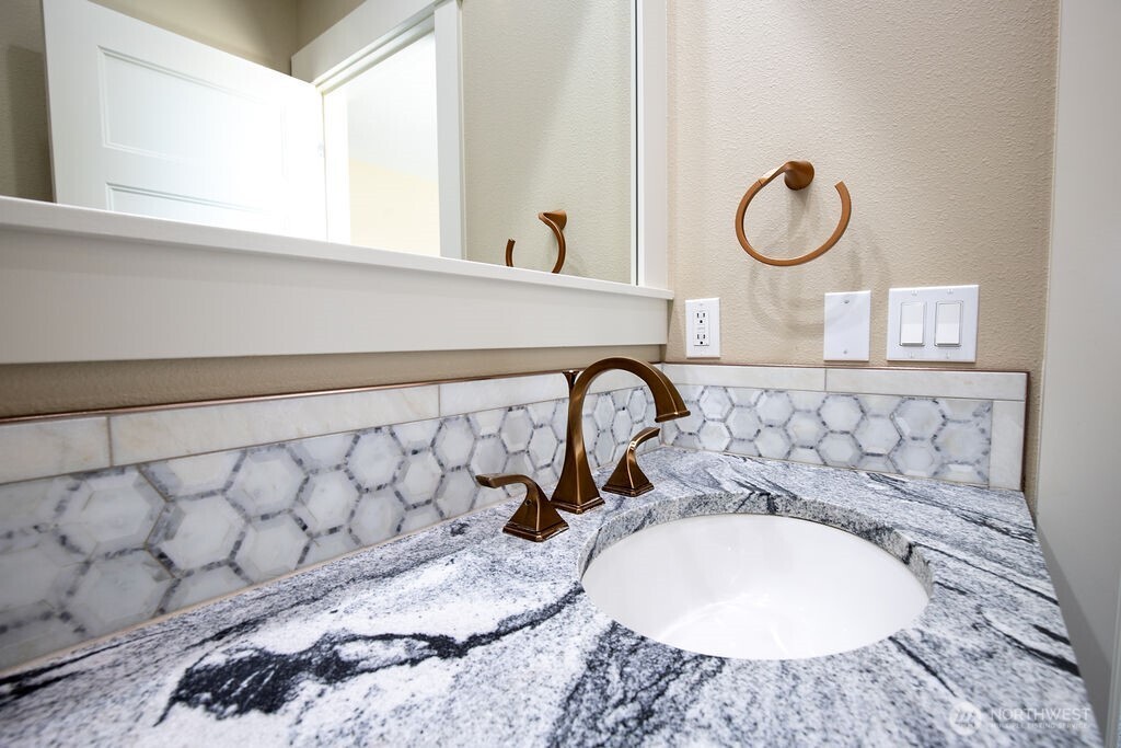 1703 Brambling Brae Lane