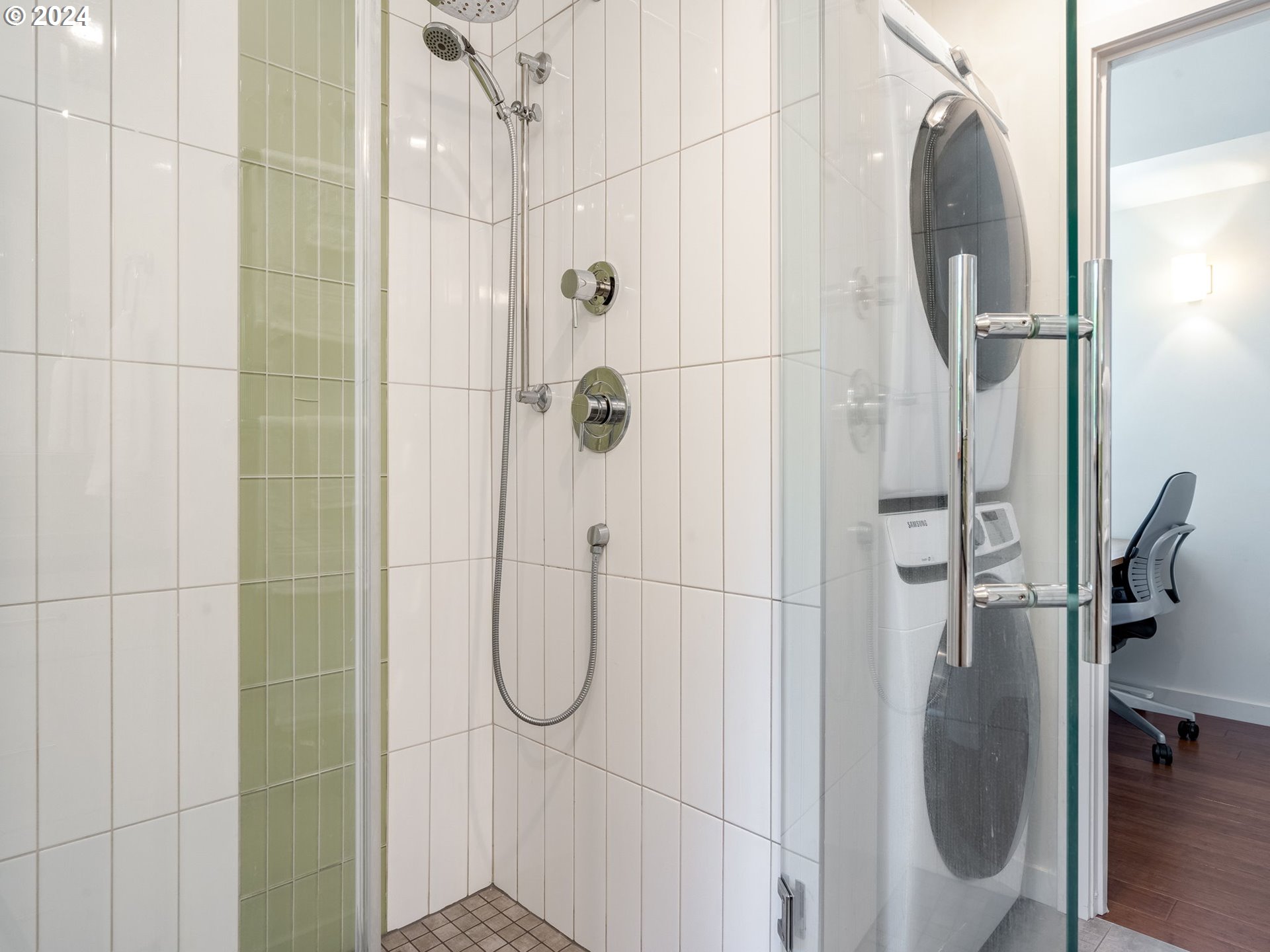 4330 SE MADISON ST B