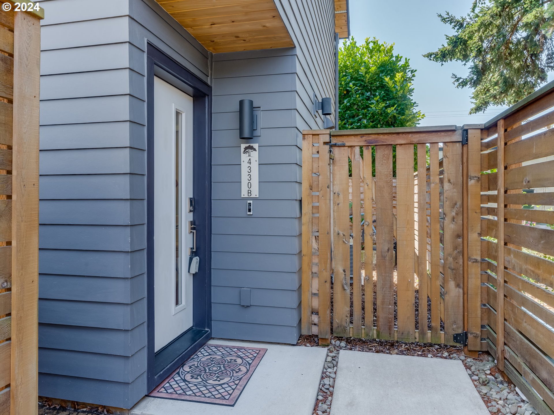 4330 SE MADISON ST B