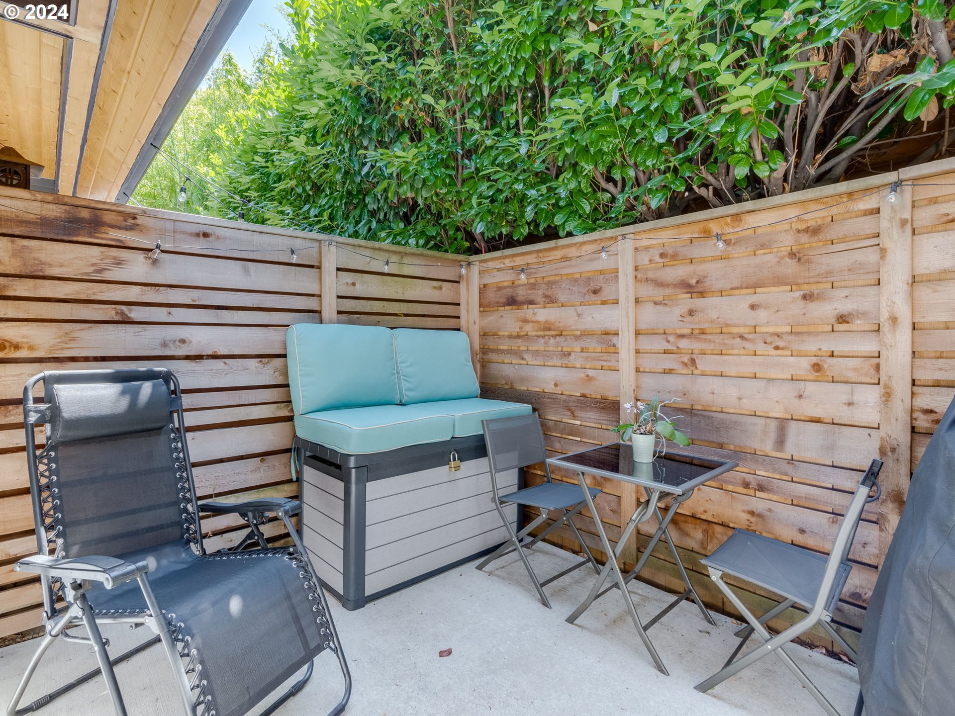 4330 SE MADISON ST B