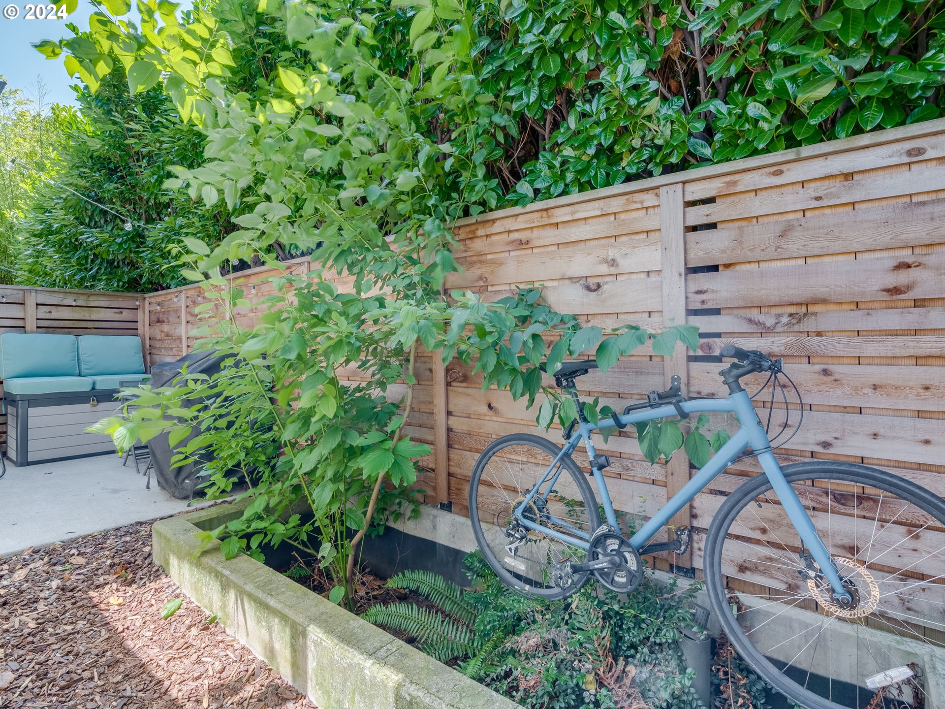 4330 SE MADISON ST B