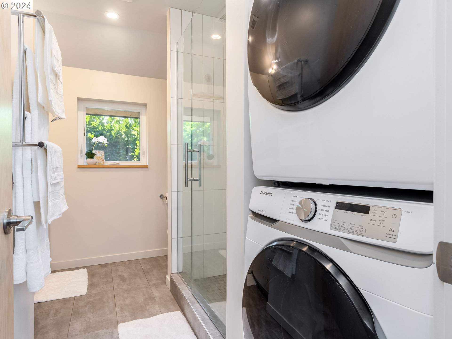 4330 SE MADISON ST B