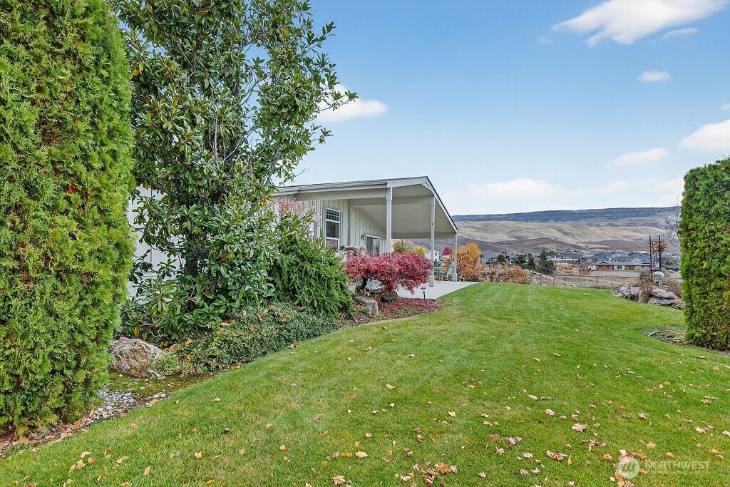 584 Canyon Drive