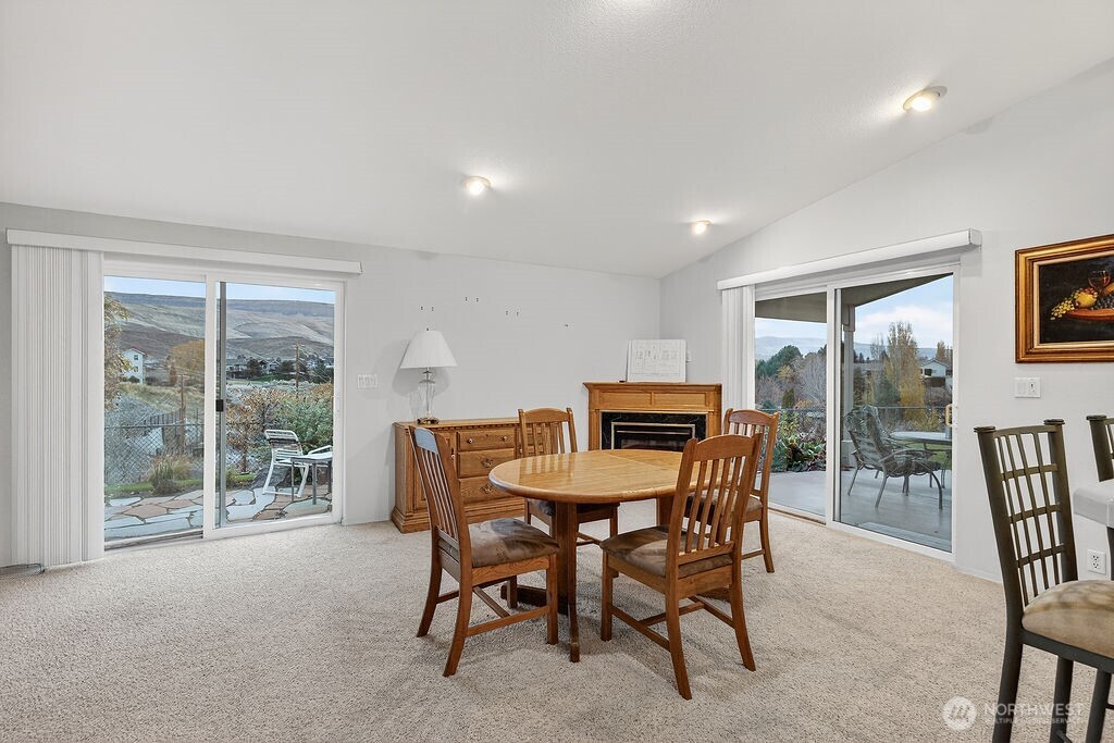 584 Canyon Drive