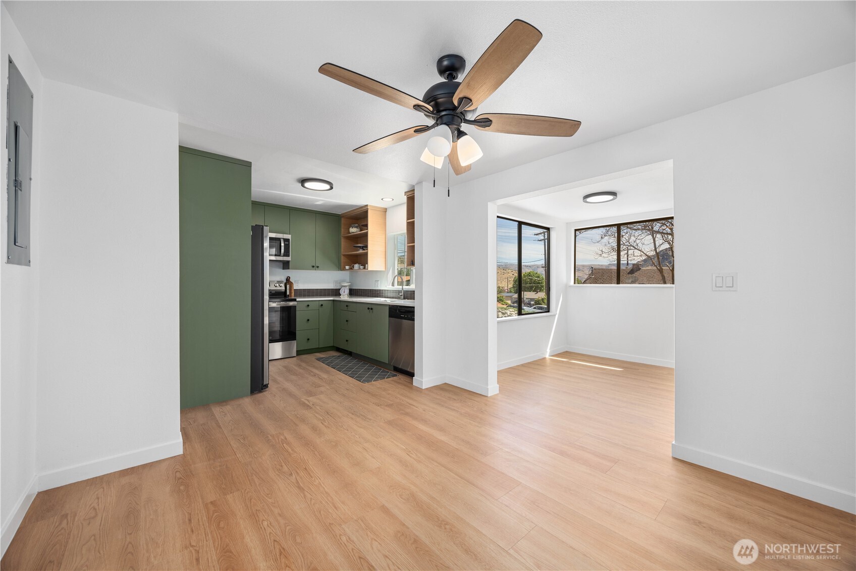 325 E Highland Avenue