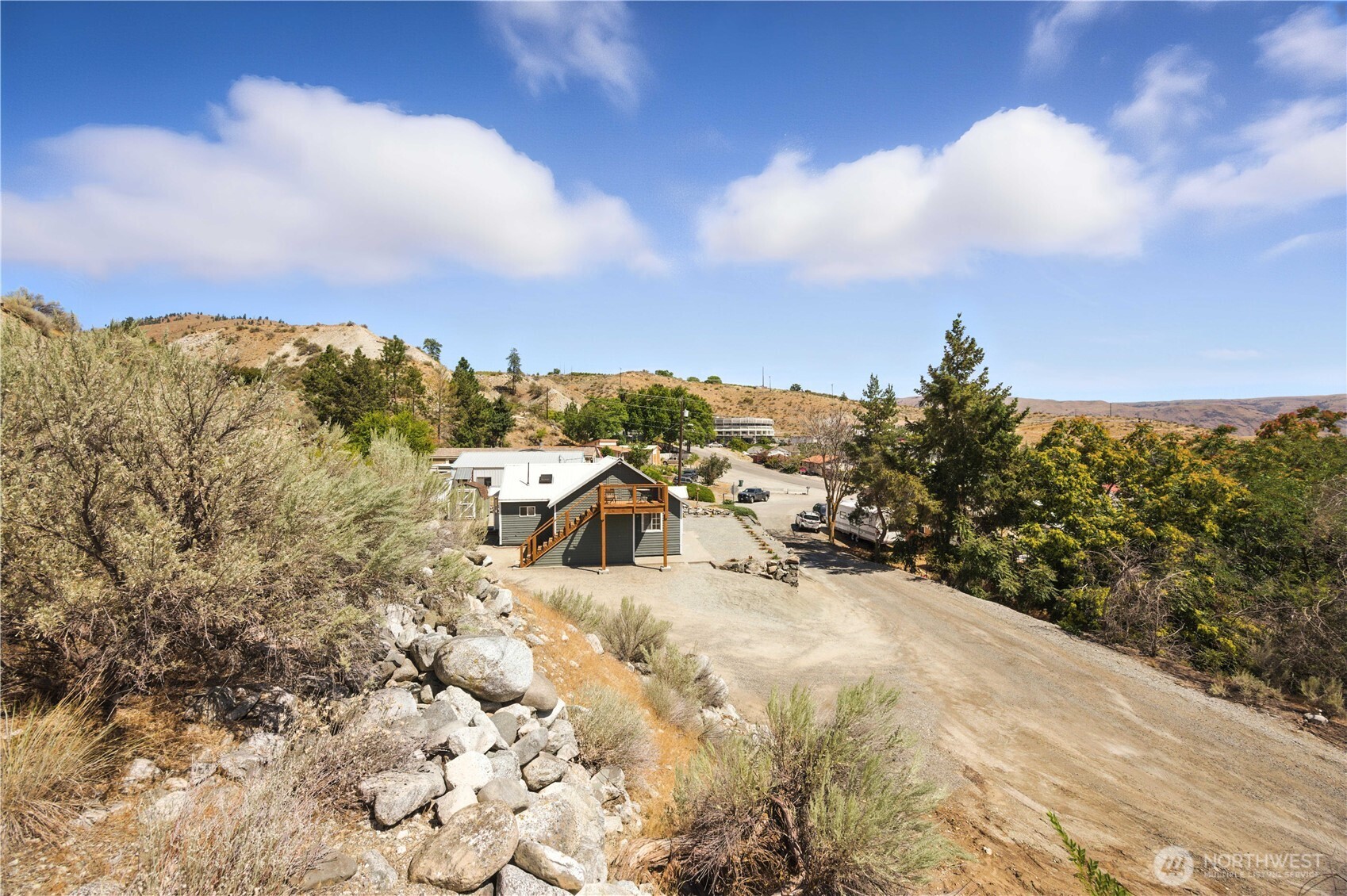 325 E Highland Avenue