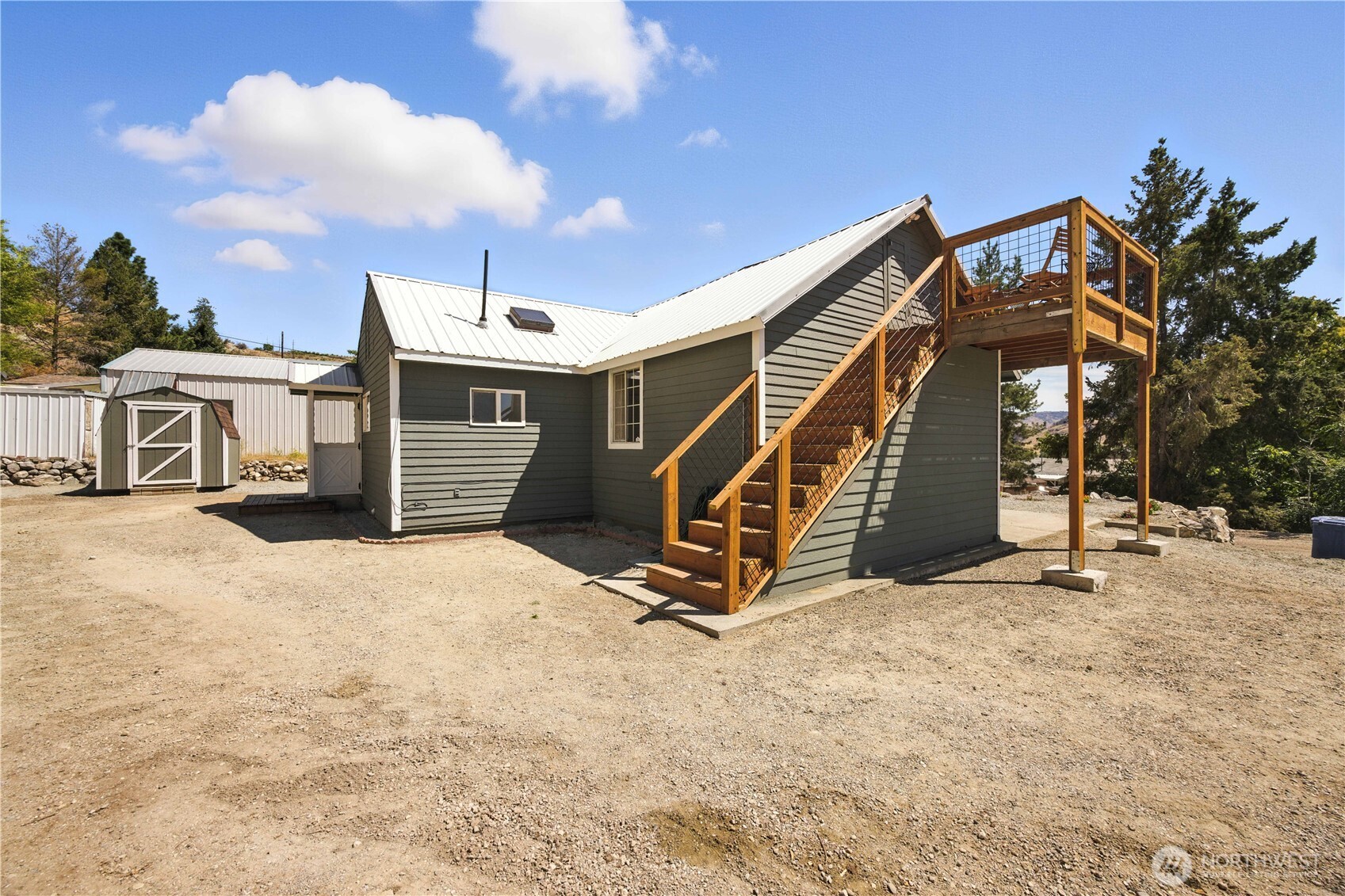 325 E Highland Avenue