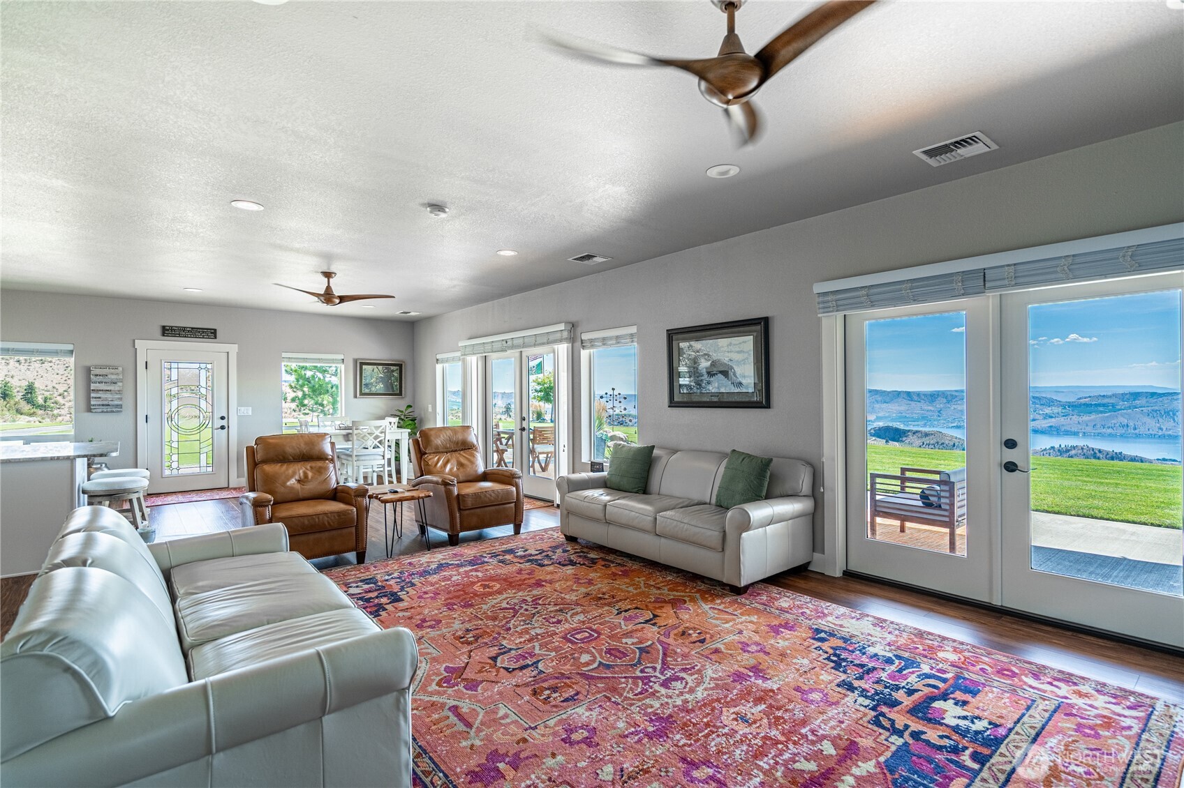 1205 Santana Drive