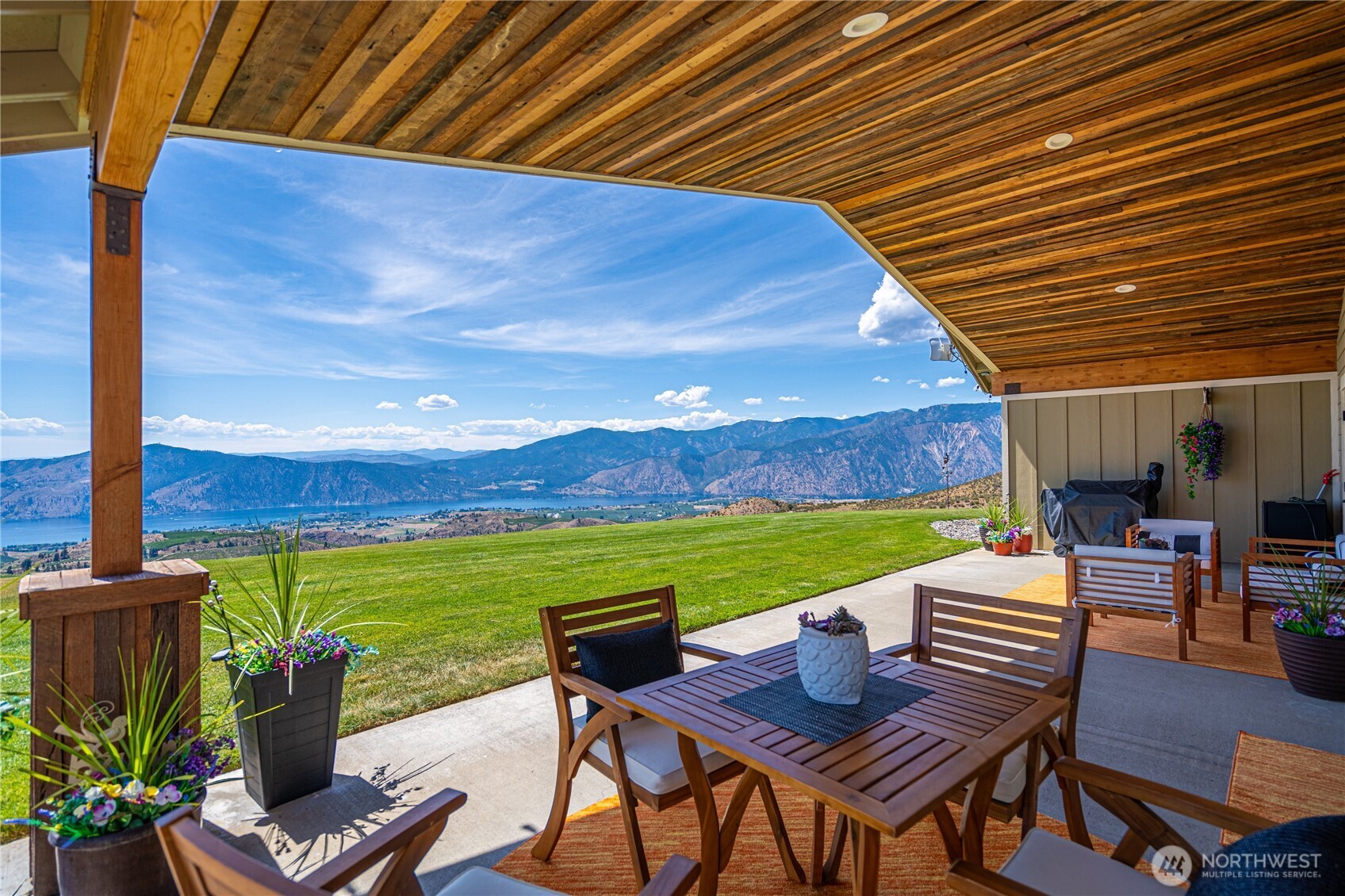 1205 Santana Drive