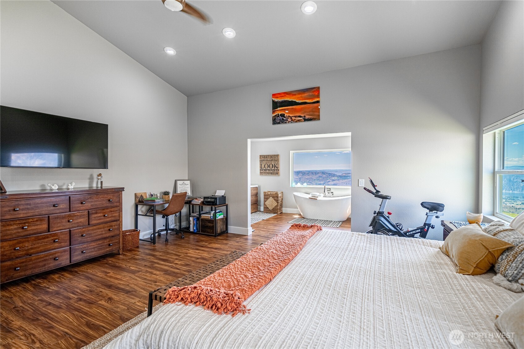 1205 Santana Drive
