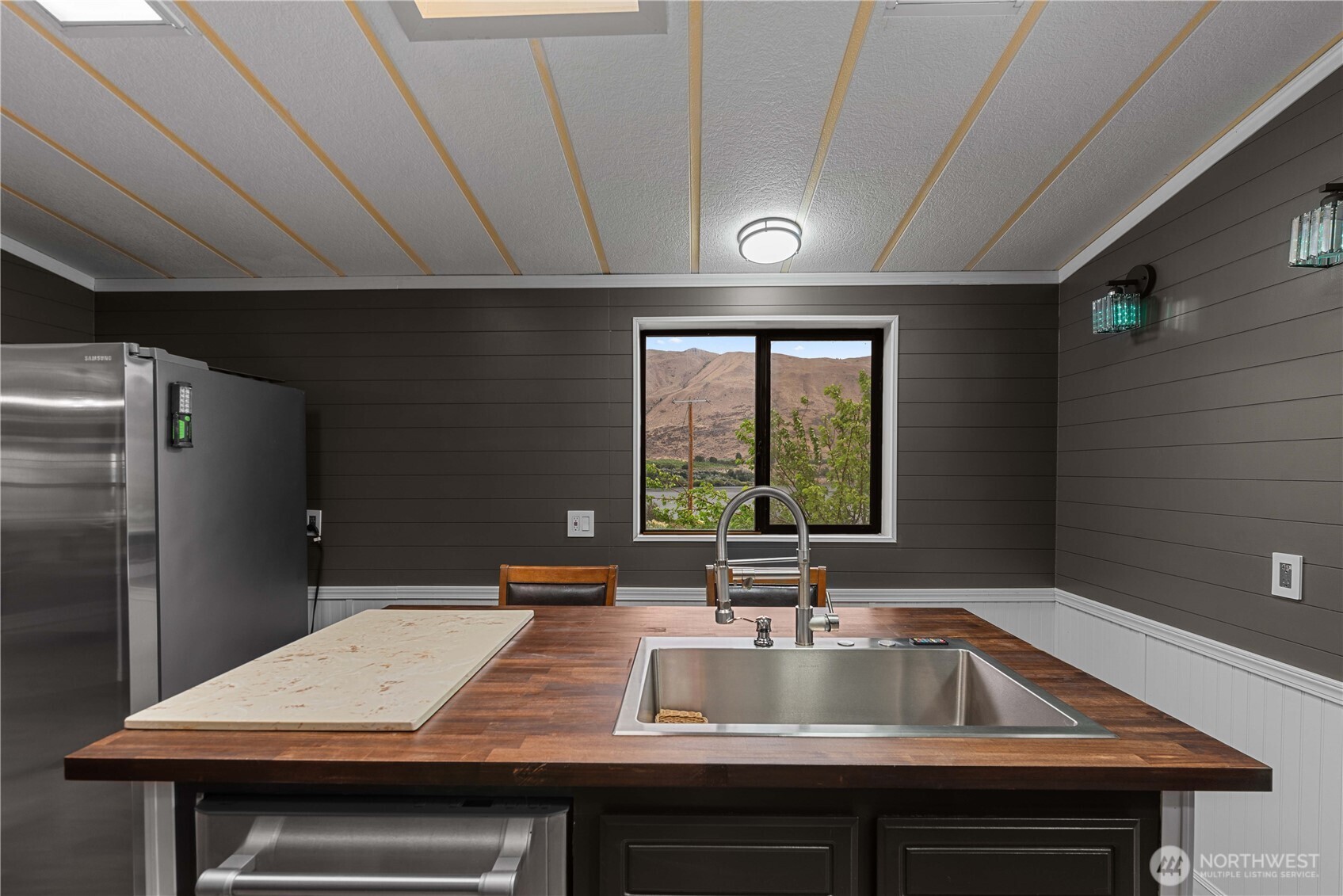 7937 Tilly Lane