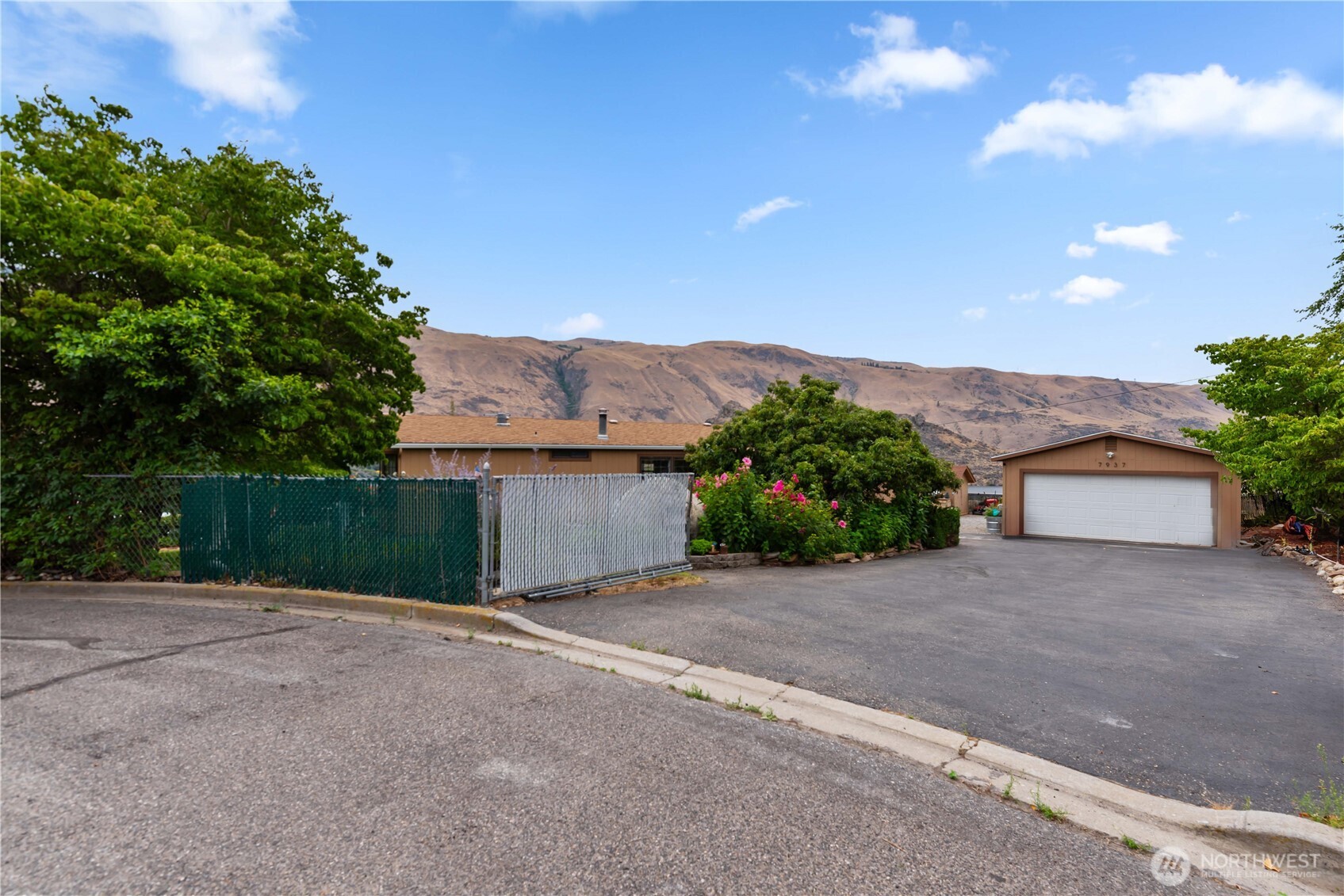 7937 Tilly Lane