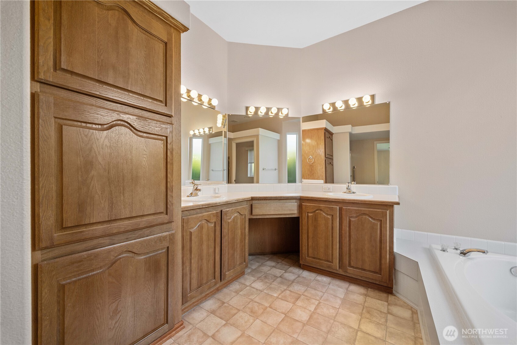 562 Canyon Drive Unit: 58