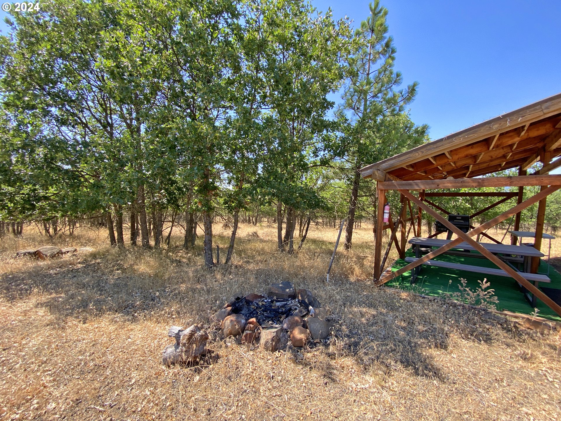 273 Woodland RD