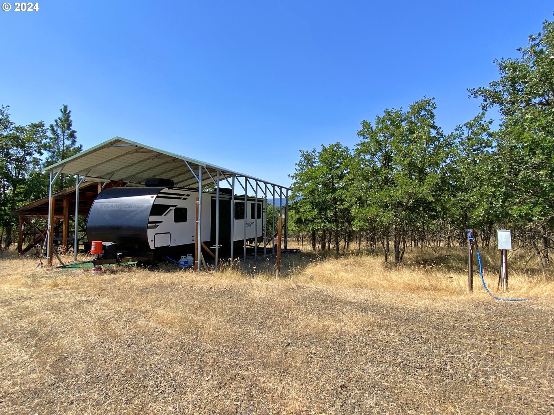273 Woodland RD