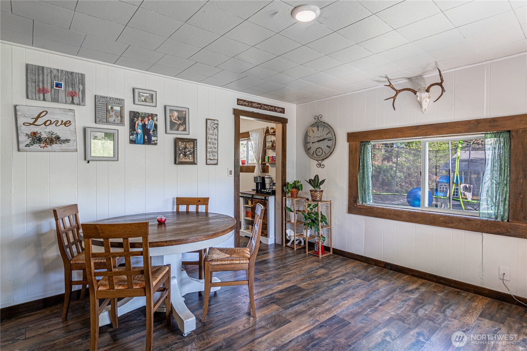 2474 Larsen Ln