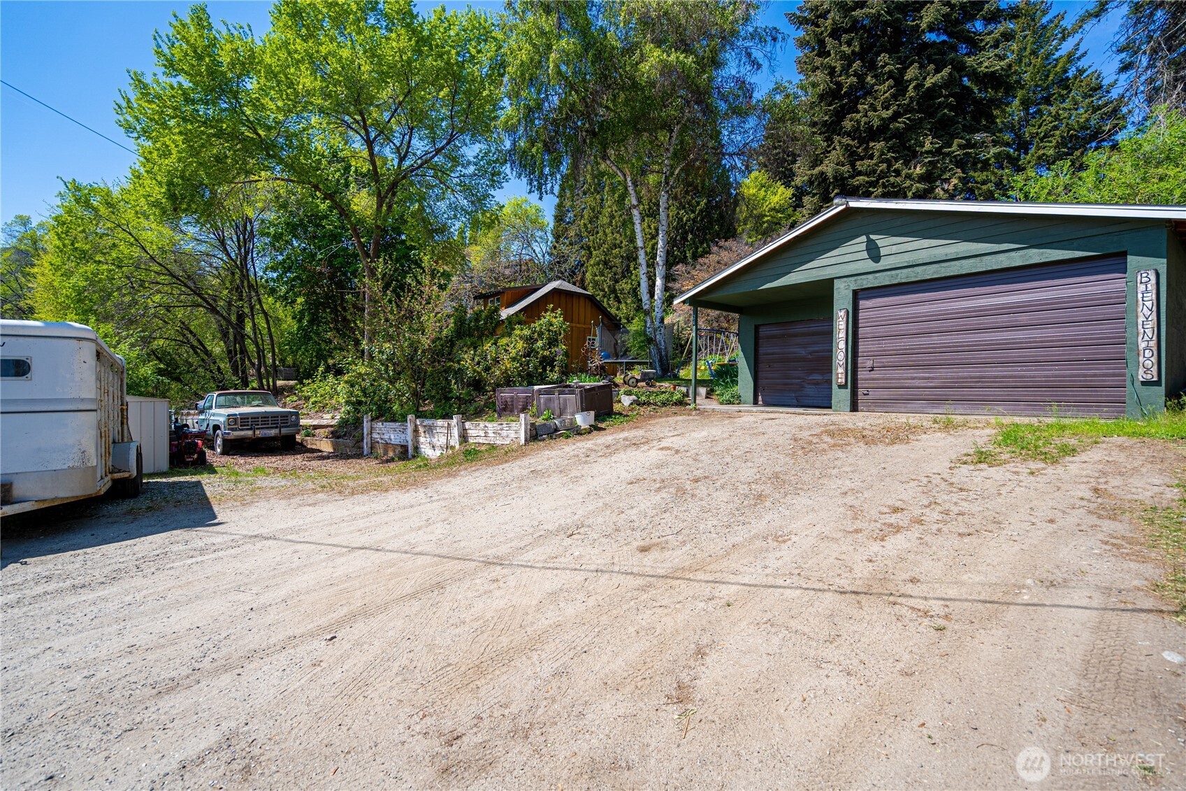 2474 Larsen Ln