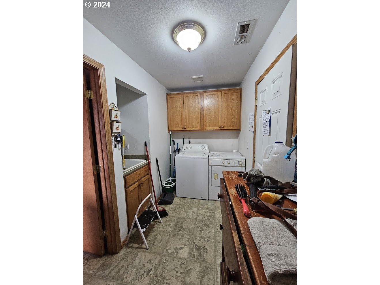 63 WHEATLAND DR