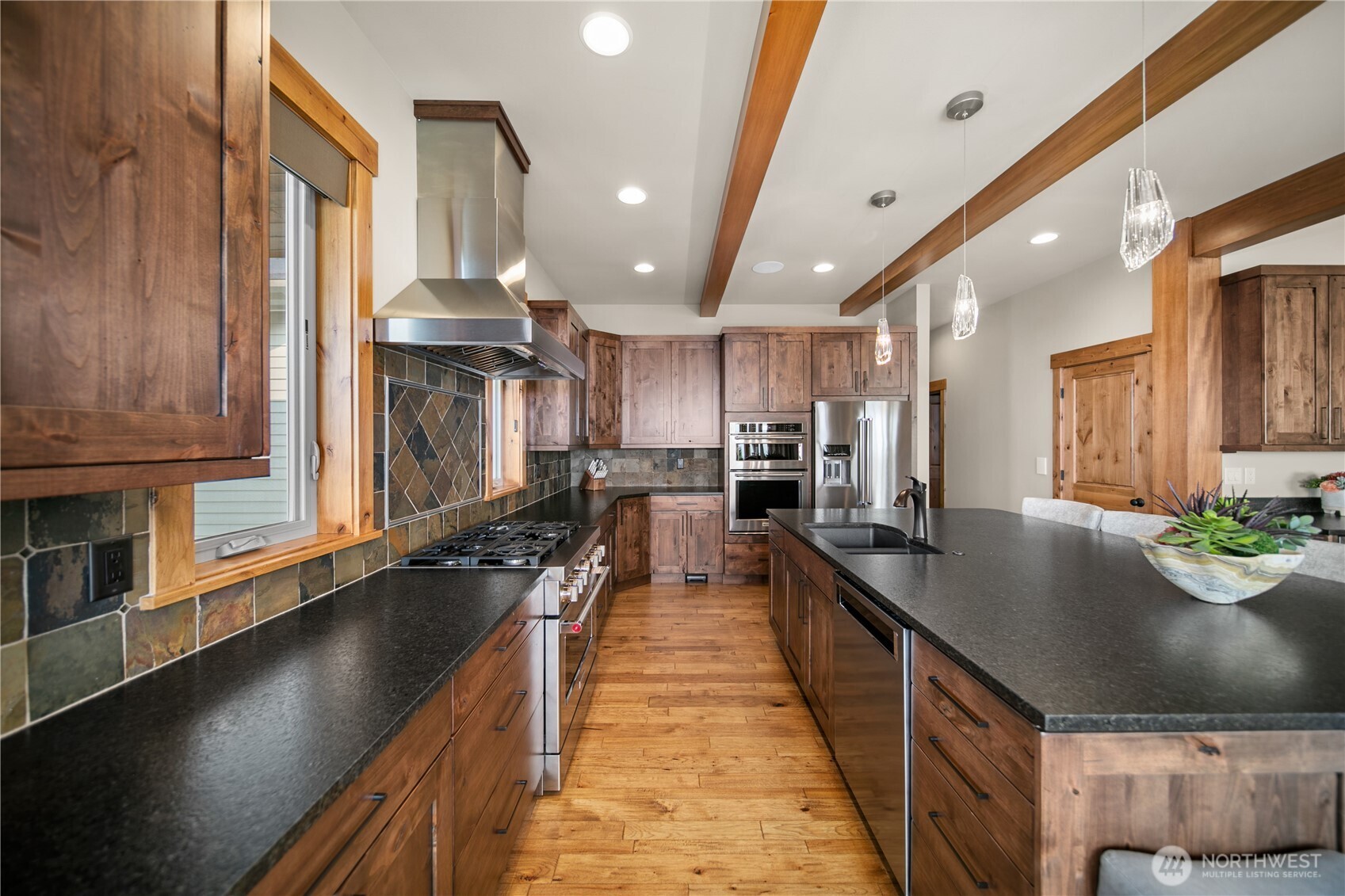 4095 W Eaglerock Drive