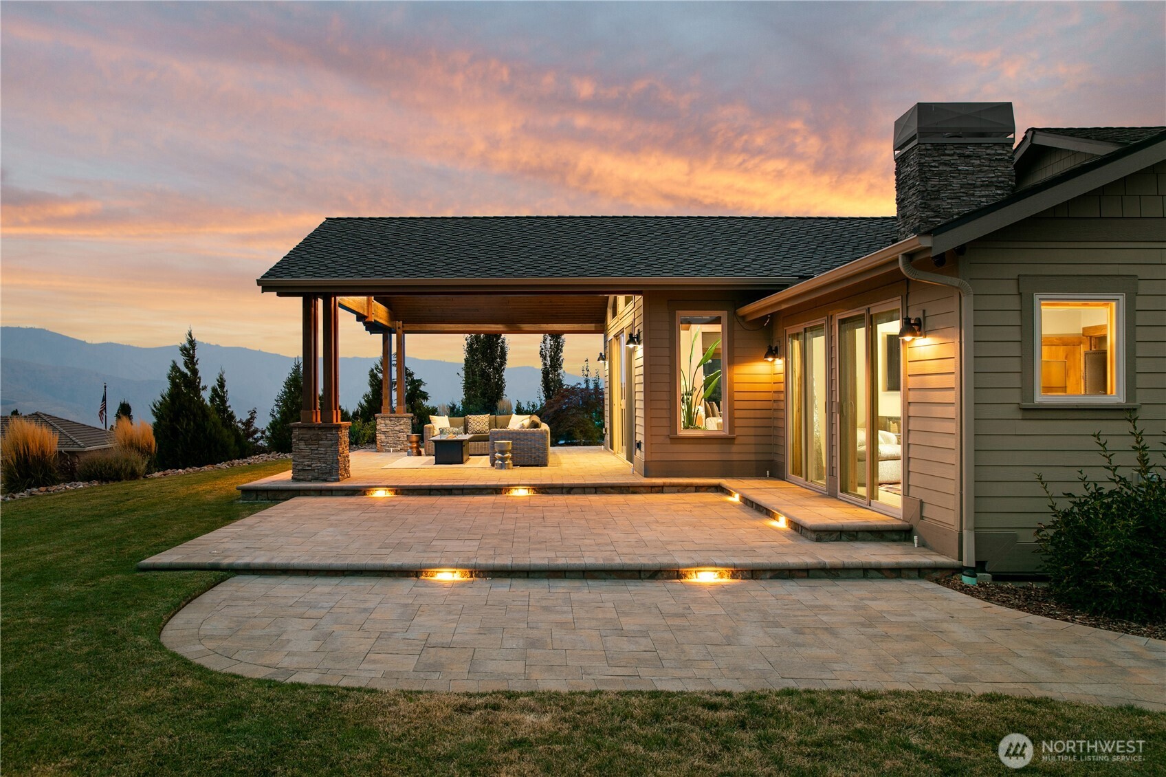 4095 W Eaglerock Drive