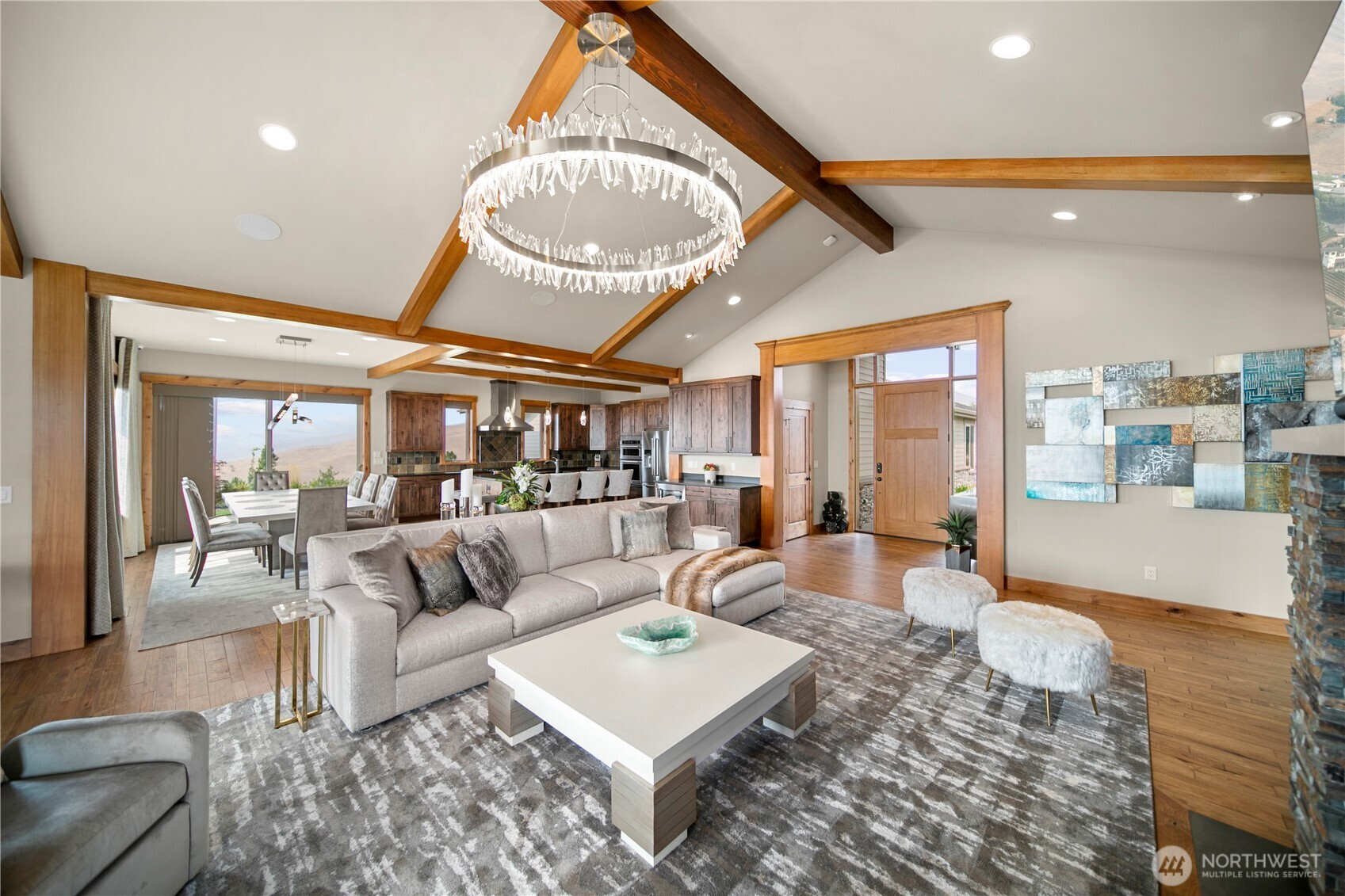 4095 W Eaglerock Drive