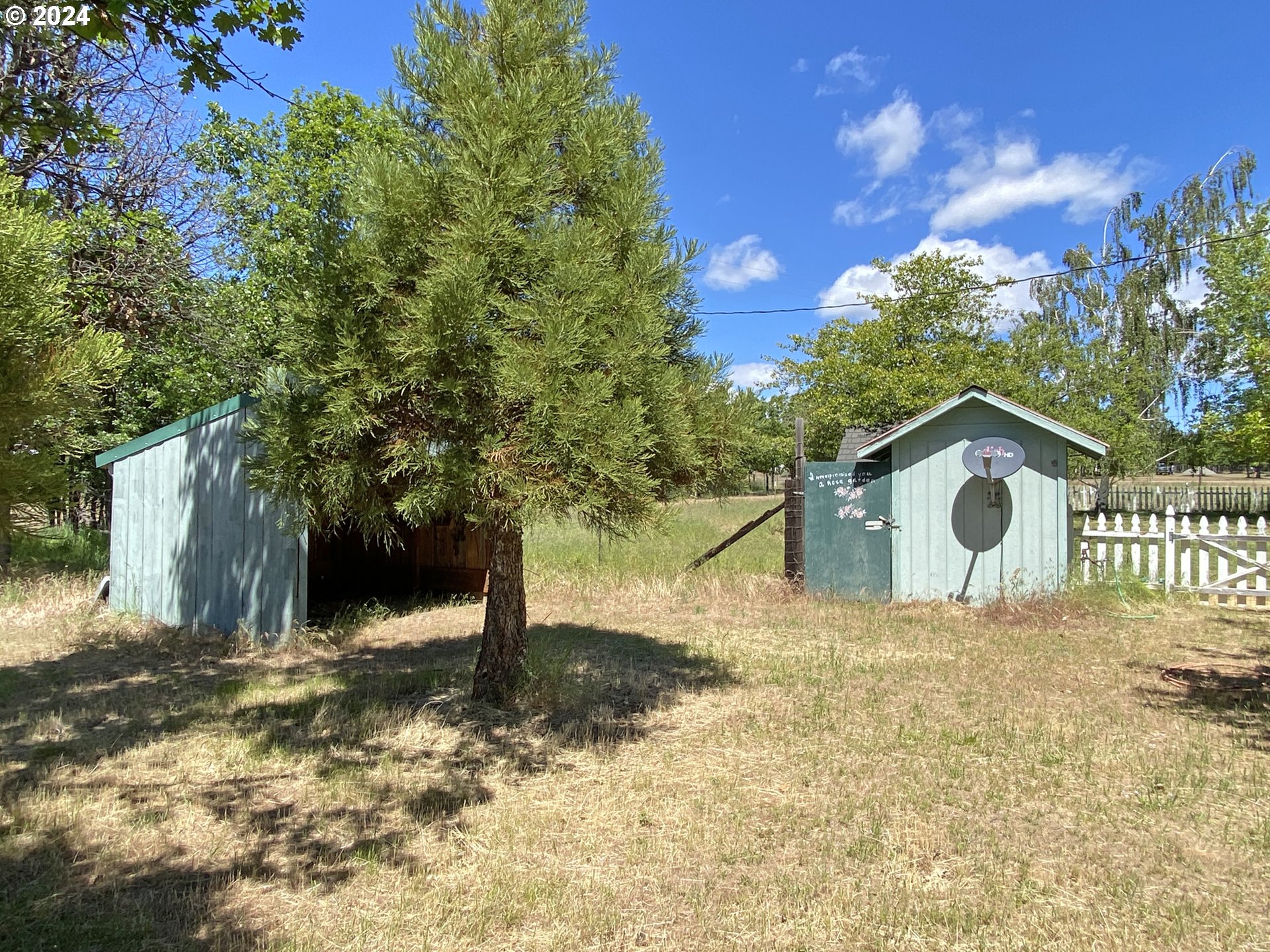 14 Old Cabin RD