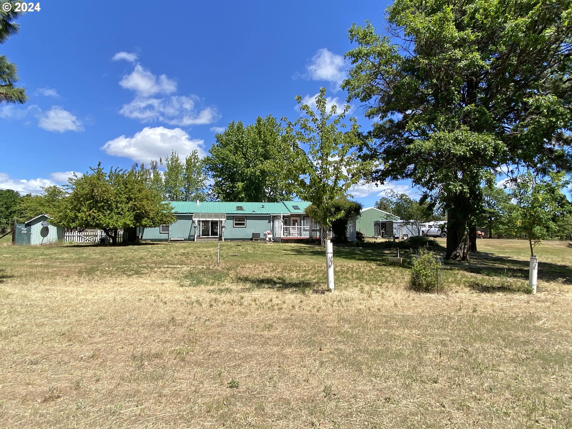 14 Old Cabin RD