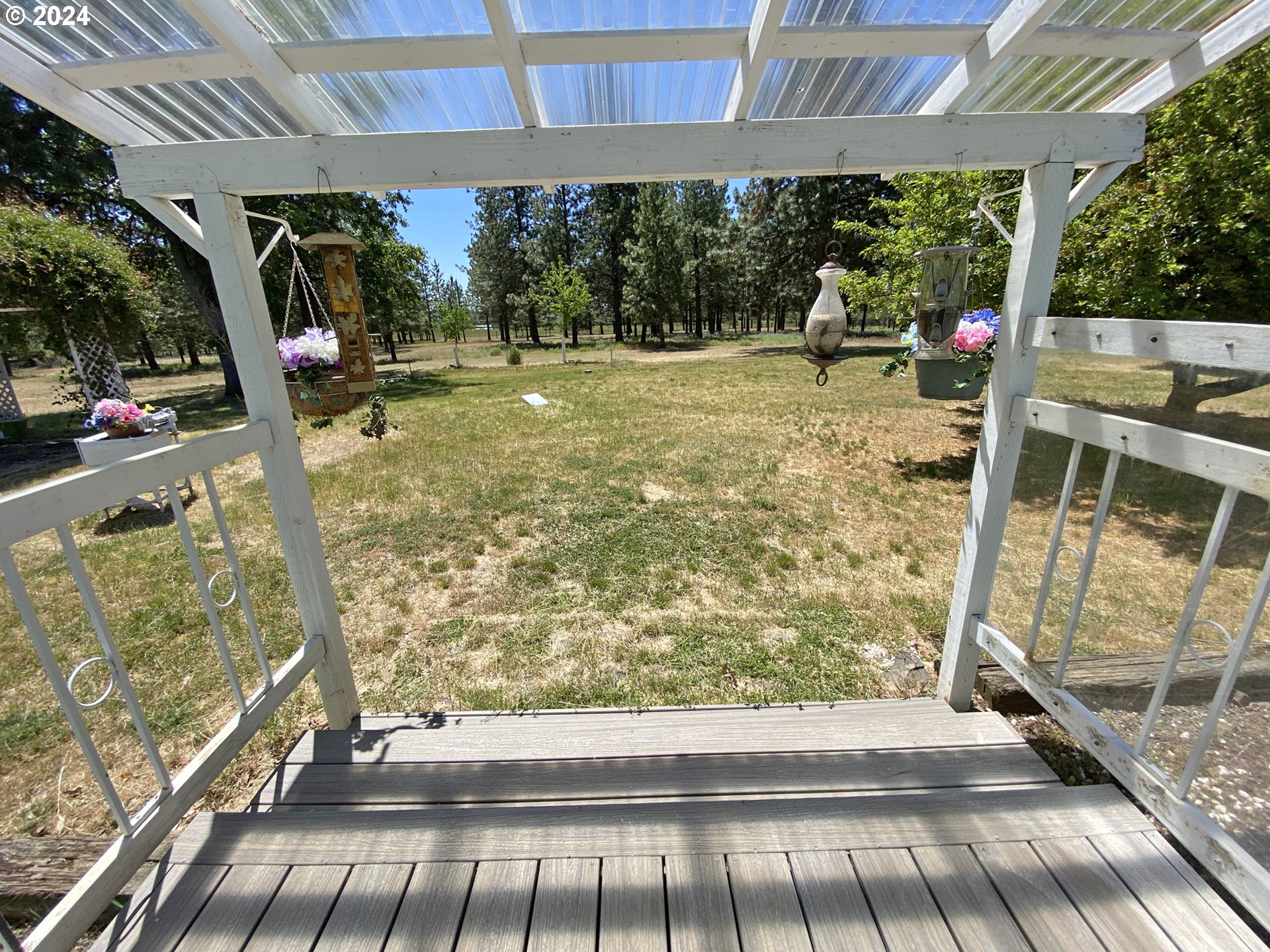 14 Old Cabin RD