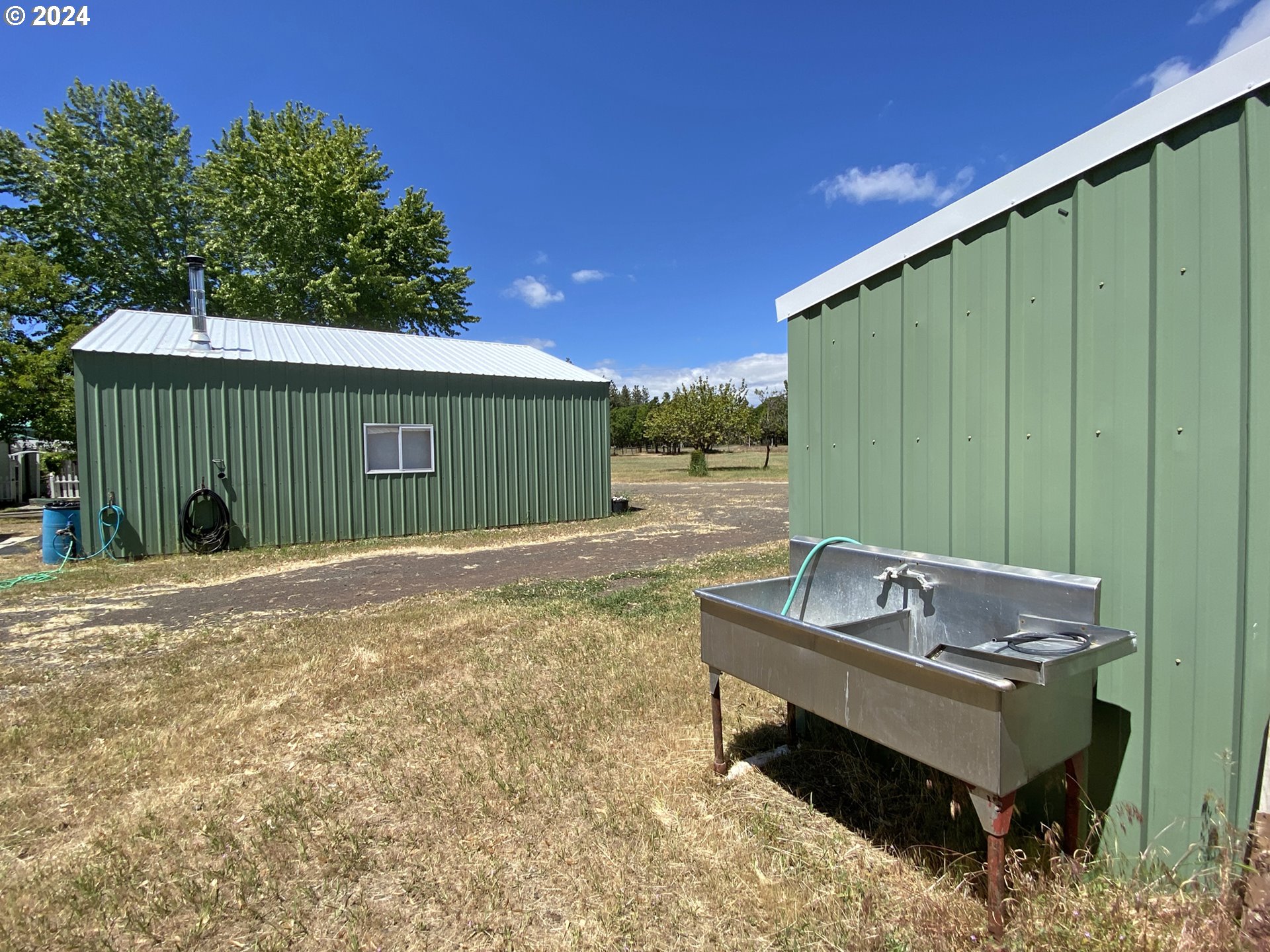 14 Old Cabin RD