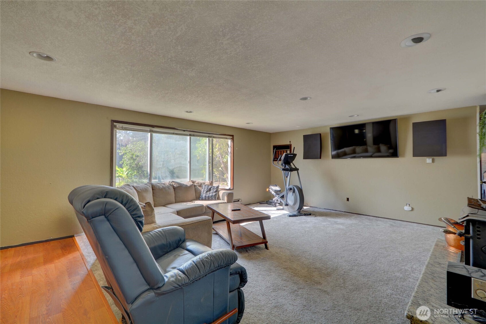 1103 Dyer Rd