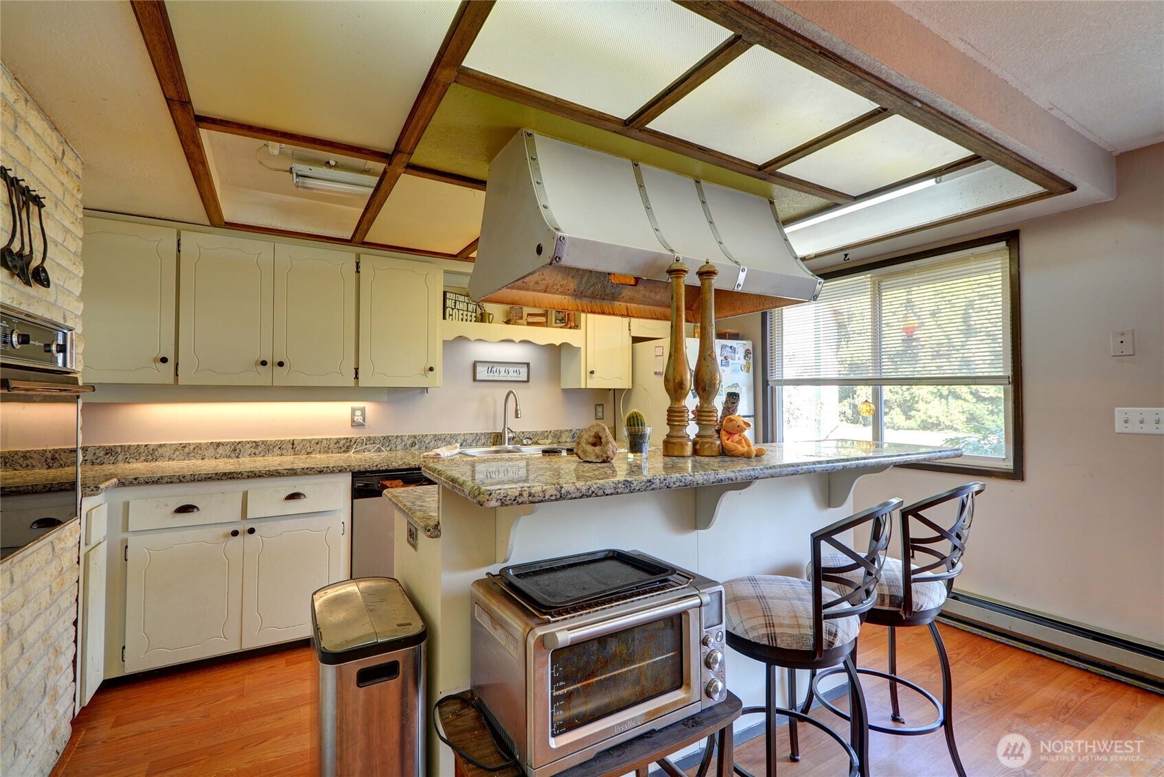 1103 Dyer Rd
