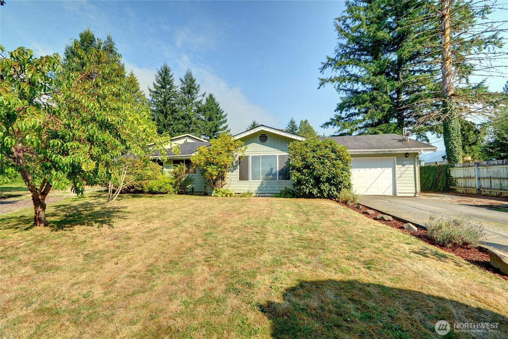 1103 Dyer Rd
