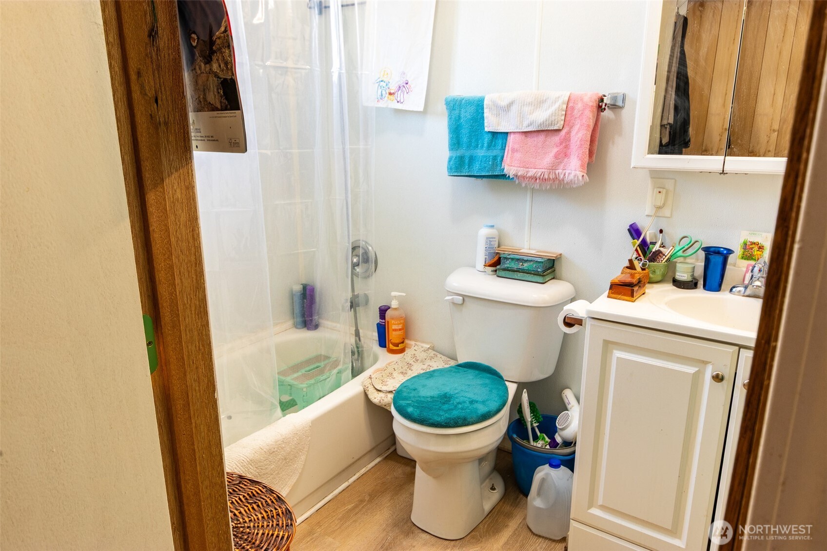 319 S Tonasket Avenue