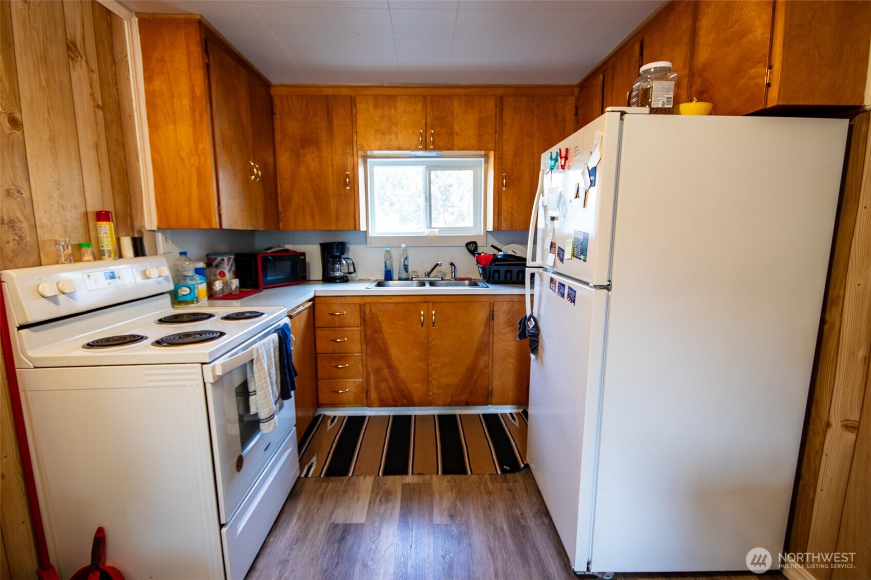 319 S Tonasket Avenue