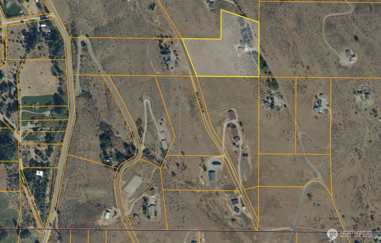 25 Deer Trails Way