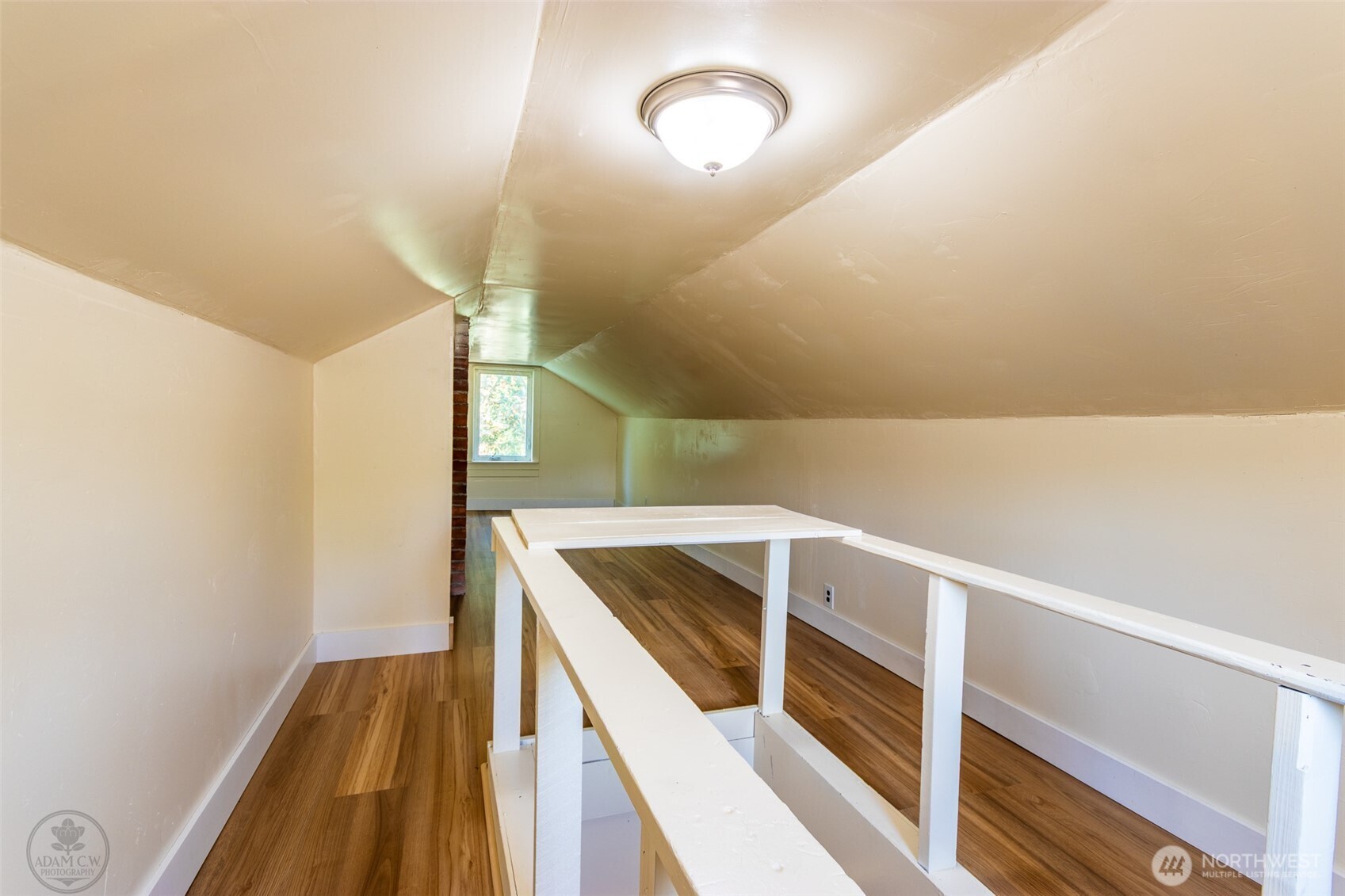 218 B 7th Street